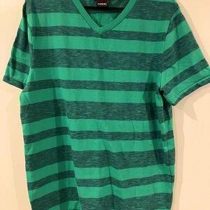 Hawk men’s size XL tee shirt